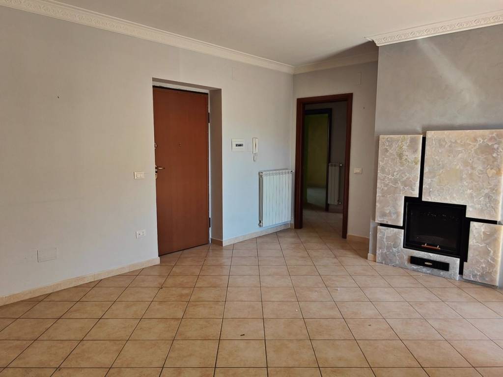 Appartamento a Maddaloni in Via Lazzaretto - Foto 2