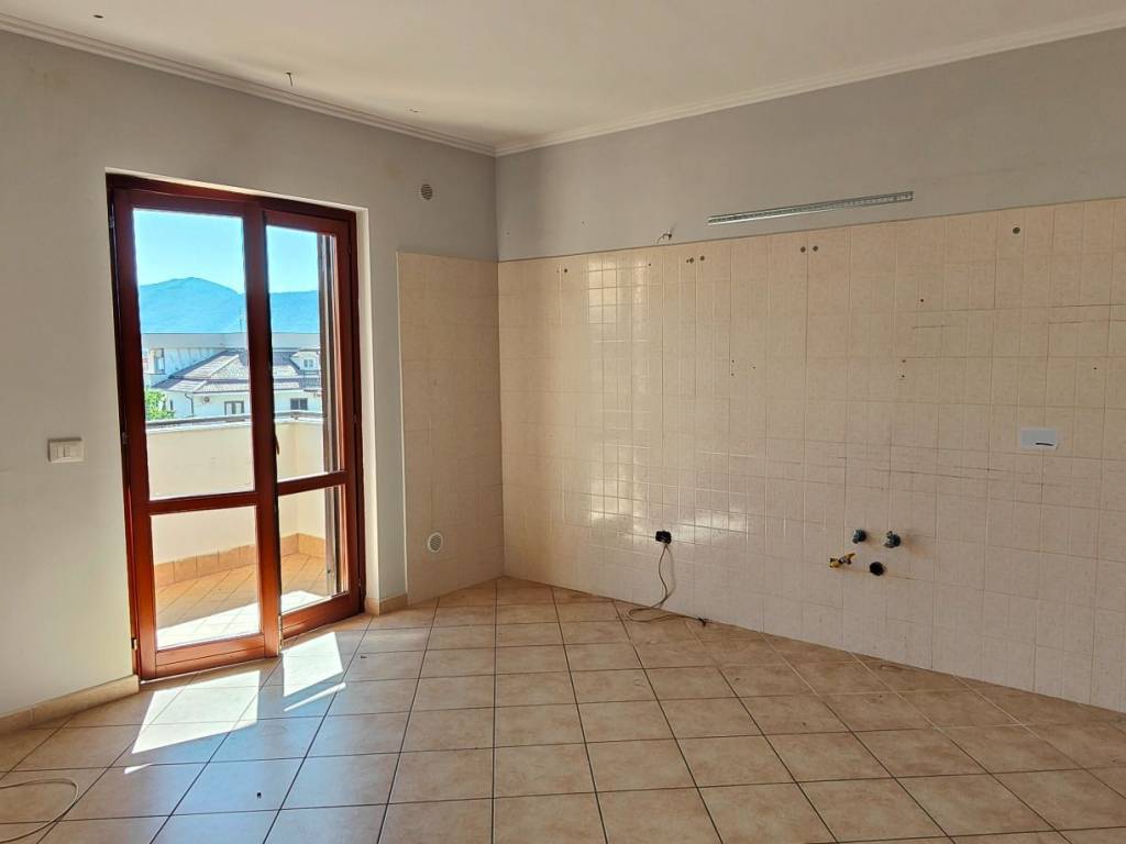 Appartamento a Maddaloni in Via Lazzaretto - Foto 5