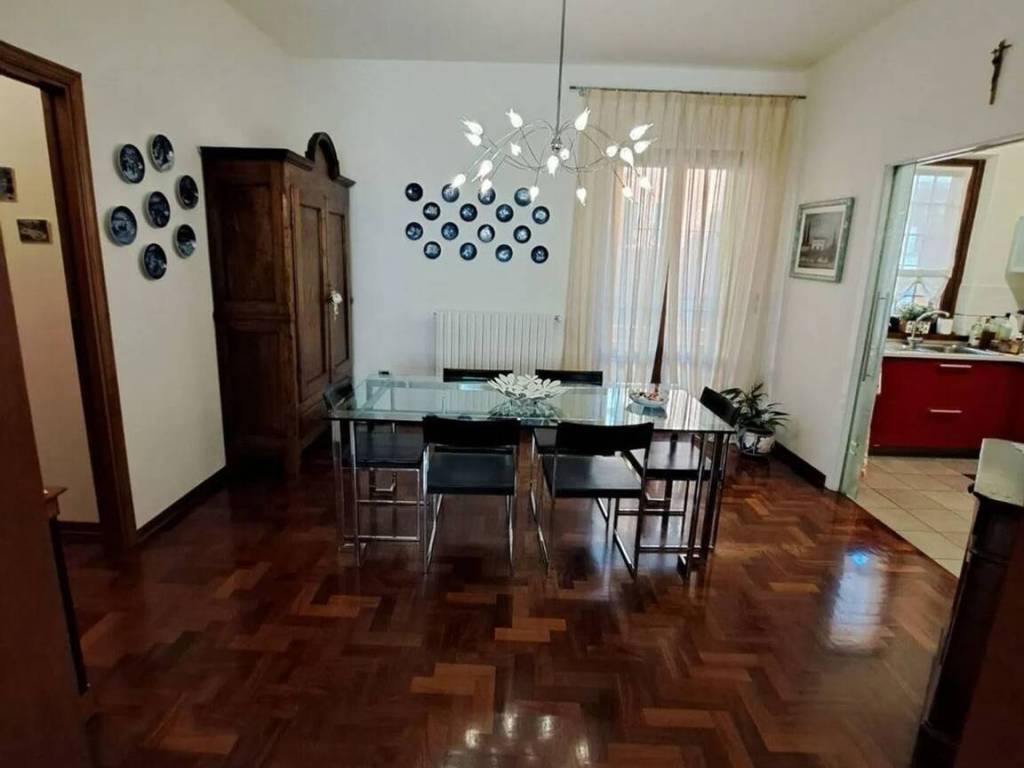 Villa a Montecatini-terme in Via Vincenzo Bellini S.N.C. - Foto 5