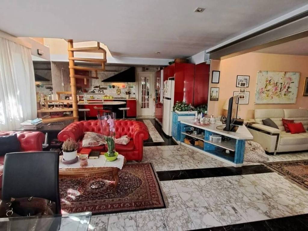 Villa a Montecatini-terme in Via Abruzzo - Foto 3