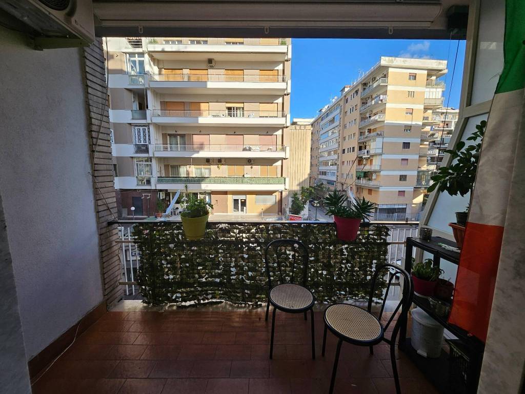 Appartamento a Napoli in Viale Maria Bakunin, 16 - Foto 2