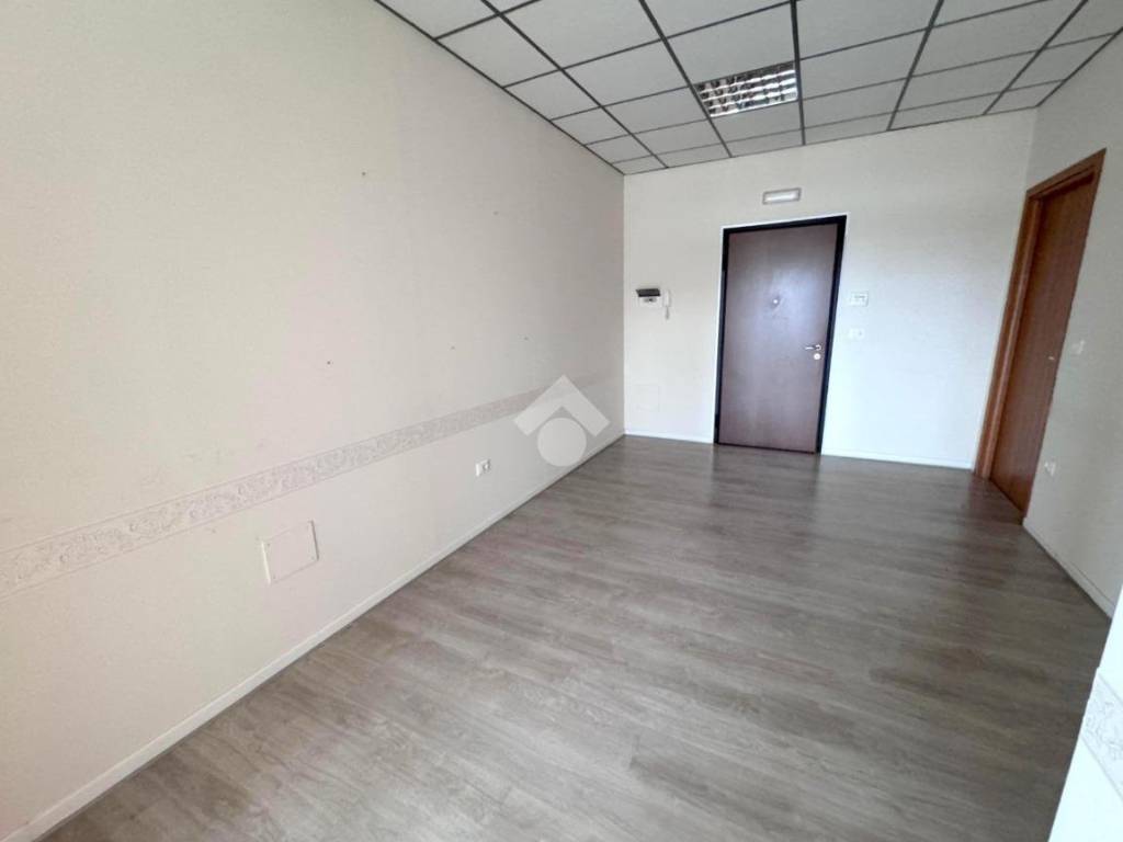 Loft / open space a Volta mantovana in Via San Martino - Foto 5