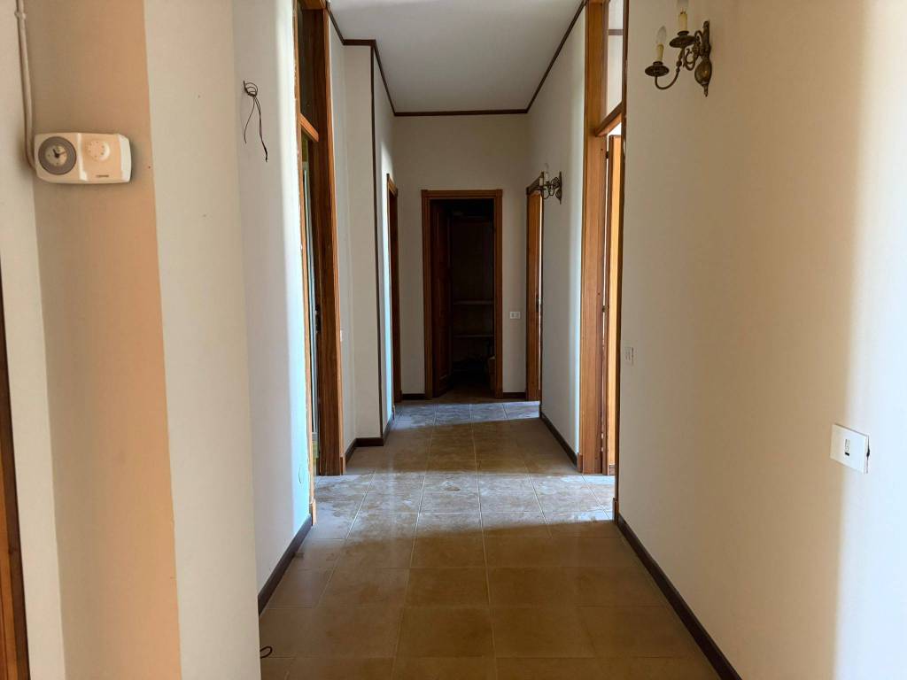 Appartamento a Caltanissetta in Via Leonida Bissolati, 95 - Foto 3