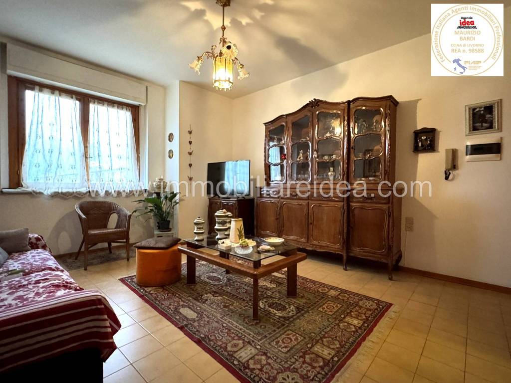 Appartamento a Rosignano marittimo in Via Champigny sur Marne - Foto 2