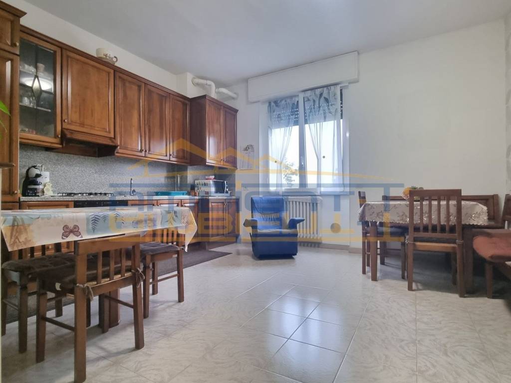 Appartamento a Merate in Via 25 Aprile, 167 - Foto 3