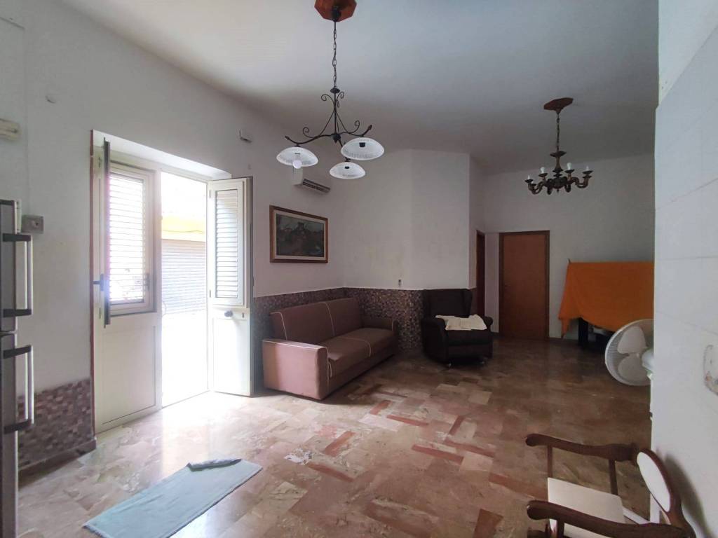 Appartamento a Balestrate in Via Galileo Galilei - Foto 2