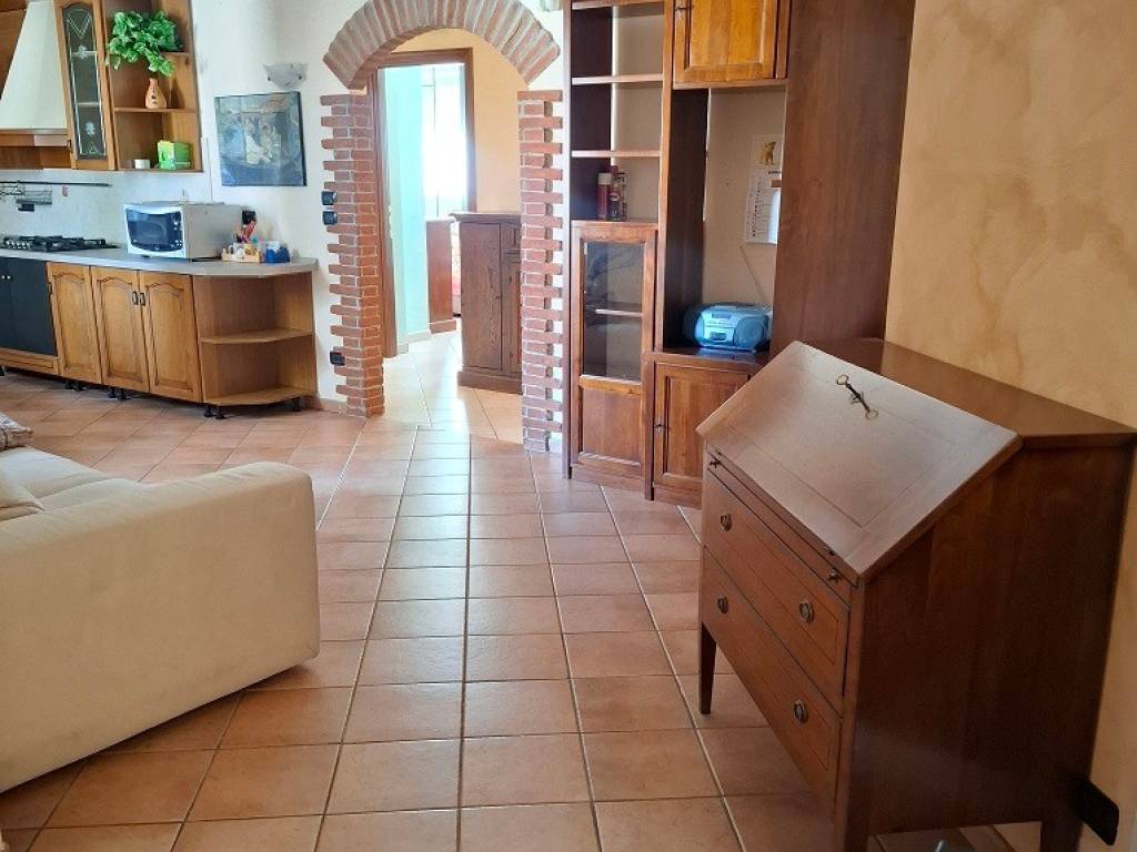 Appartamento a Asti in Via Duca d'Aosta, 13 - Foto 2