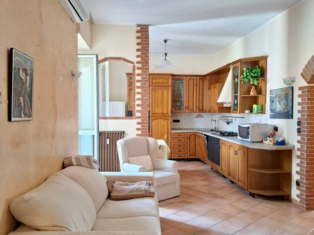 Appartamento a Asti in Via Duca d'Aosta, 13 - Foto 5