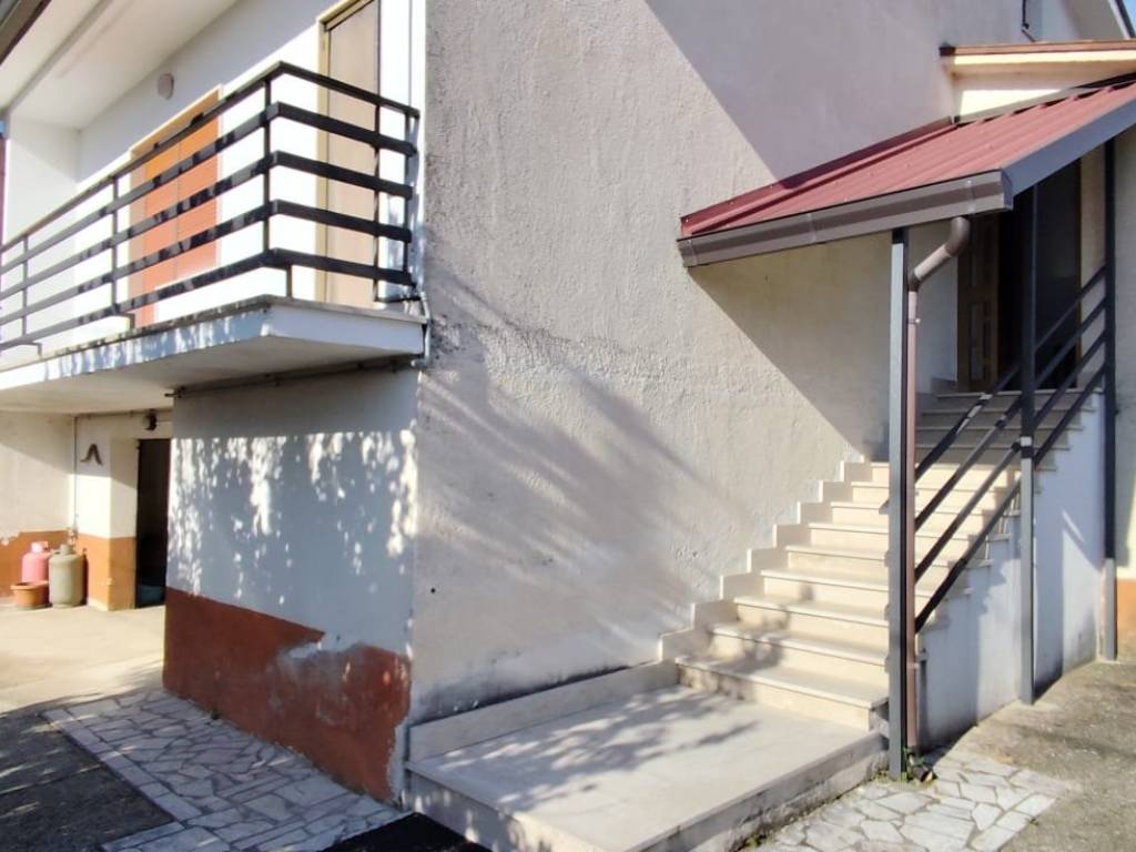 Casa indipendente a Cassino in Via Vaglie - Foto 2