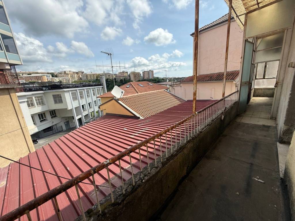 Appartamento a Catanzaro in VIA FRANCESCO ACRI, 45 - Foto 4