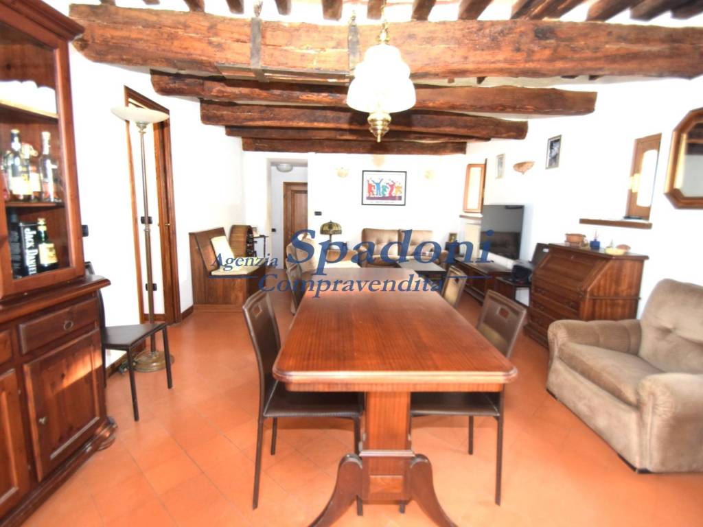 Appartamento a Massa e cozzile in Via del Suffragio - Foto 2