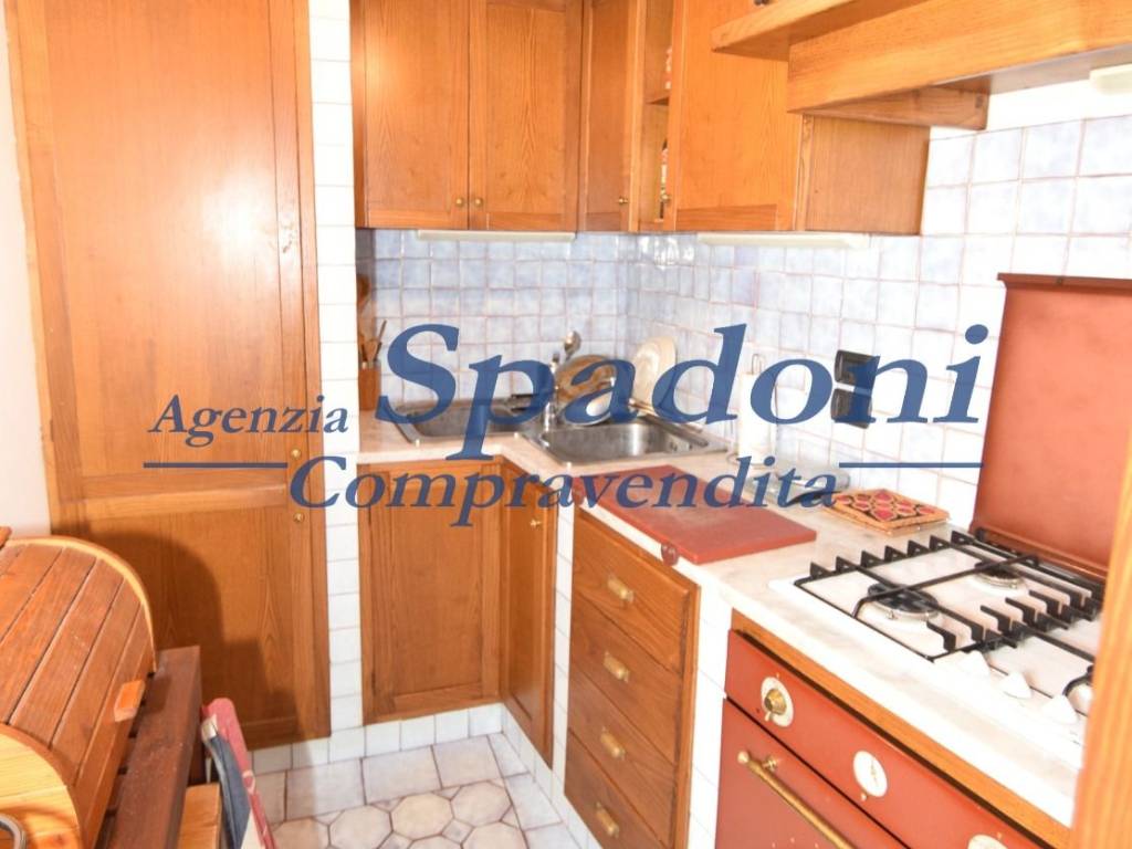 Appartamento a Massa e cozzile in Via del Suffragio - Foto 5