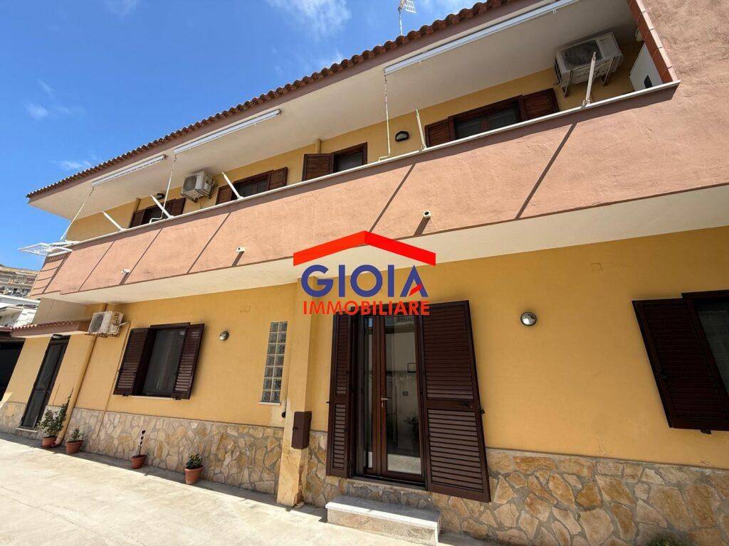 Appartamento a Mondragone in Via Assisi, 46 - Foto 2