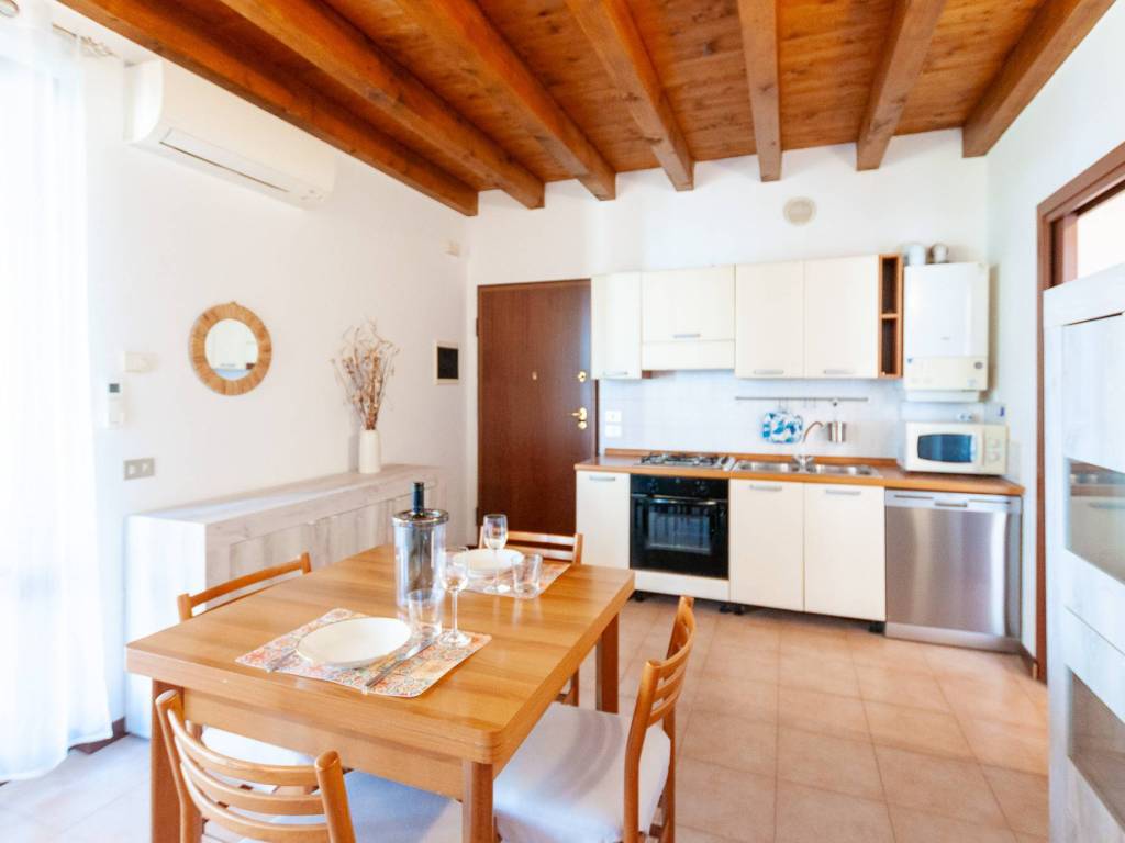 Appartamento a Sirmione in Via Moretto - Foto 2