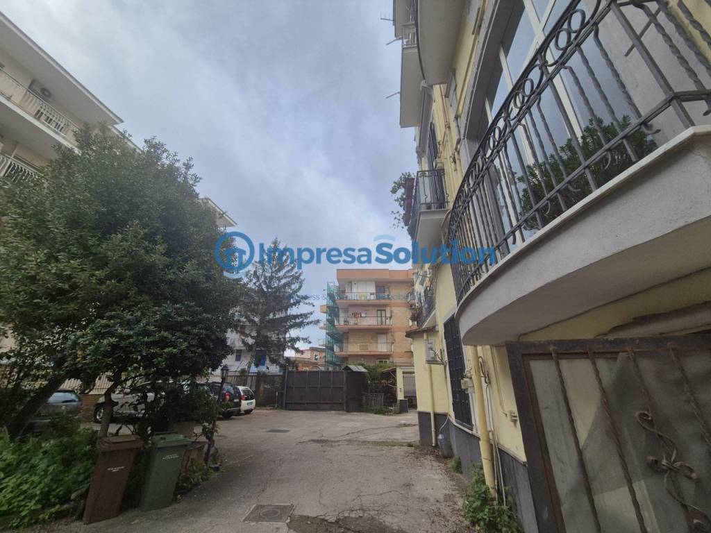 Appartamento a Portici in Via Dalbono - Foto 5