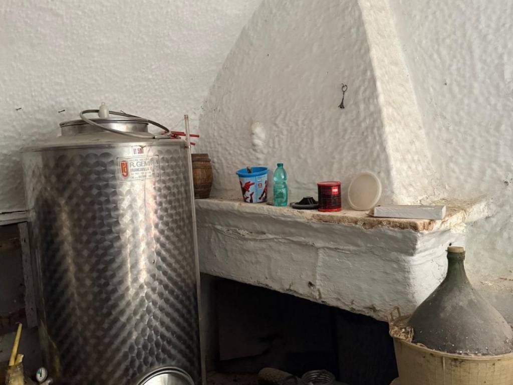 Casa indipendente a Ceglie messapica in Via Lepanto - Foto 5