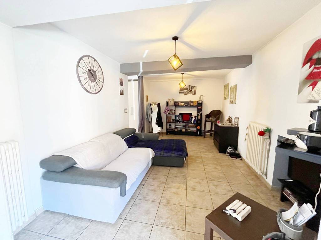 Appartamento a Castelletto sopra ticino in Via Antonio Gramsci - Foto 3