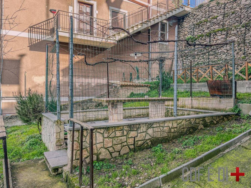 Appartamento a Castelnuovo di farfa in Via della Vigna - Foto 5