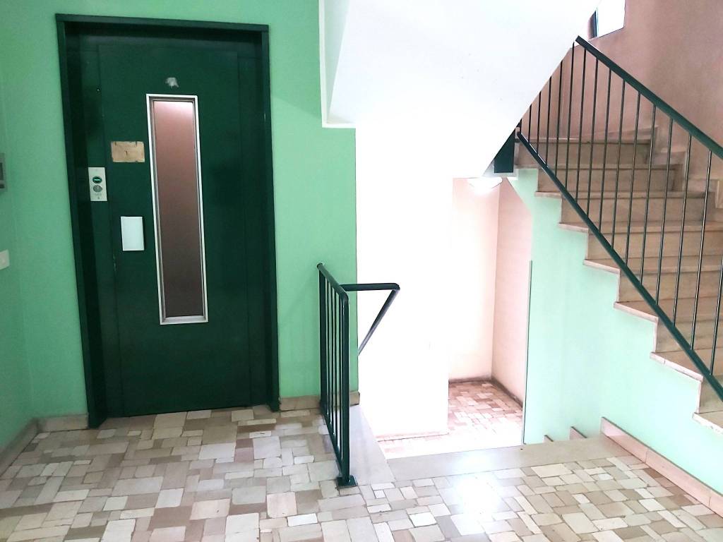 Appartamento a Tradate in Via Dante Alighieri, 2 - Foto 3
