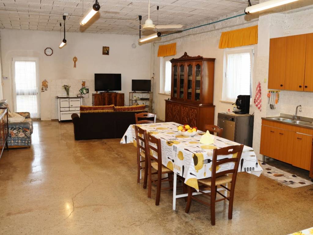 Appartamento a Cisterna di latina in Via Torre Astura, 8 - Foto 5
