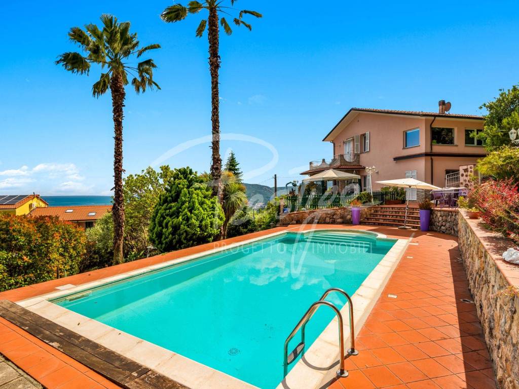 Villa a La spezia in Via dei Pilastri, 11 - Foto 2