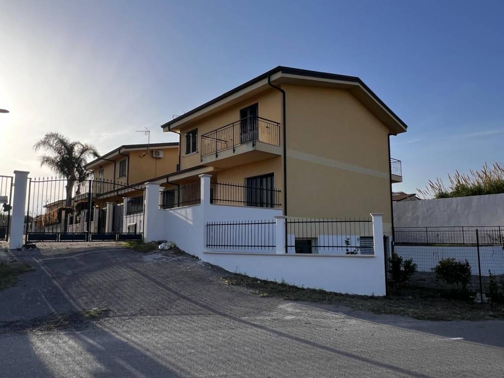 Villa a Melito di porto salvo in Via Marco Centola - Foto 2