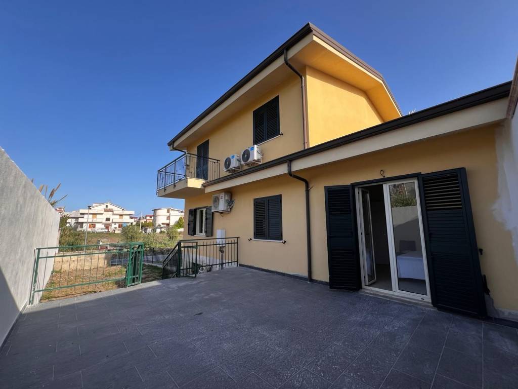 Villa a Melito di porto salvo in Via Marco Centola - Foto 4