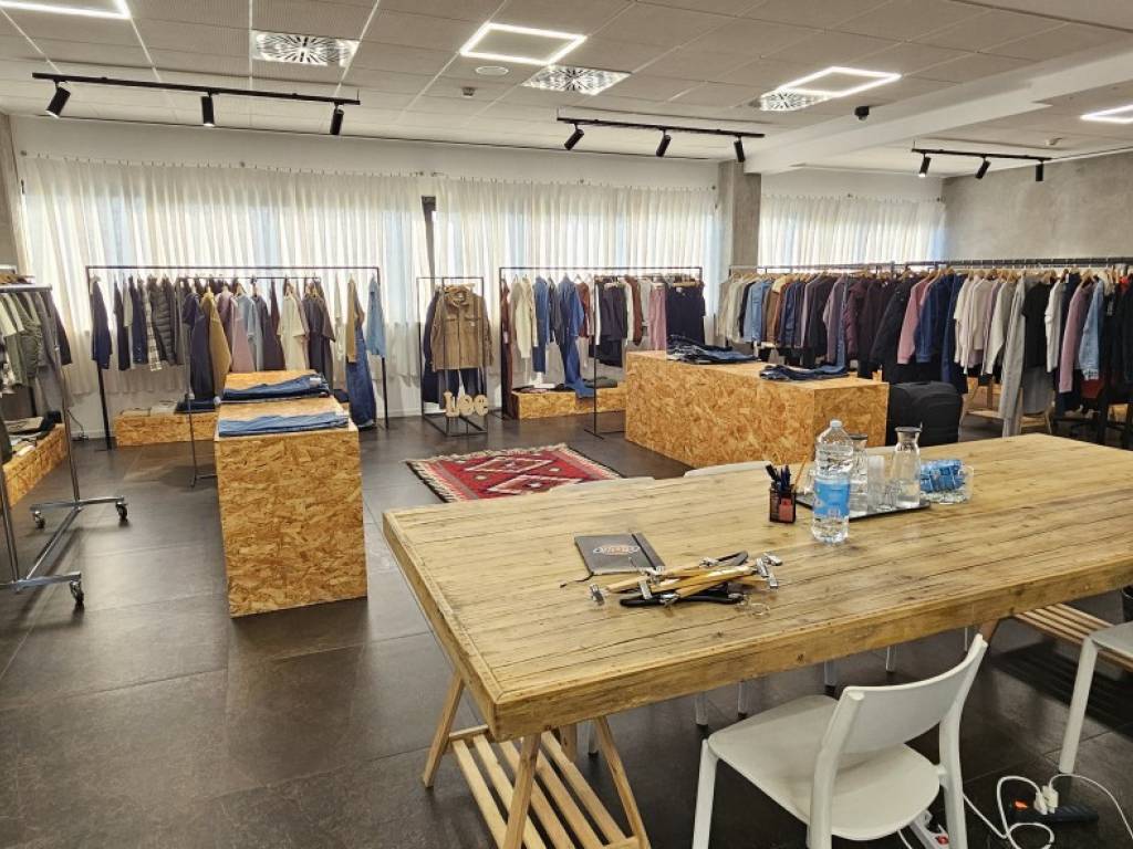Immobile a Padova in Viale della Navigazione Interna - Foto 3