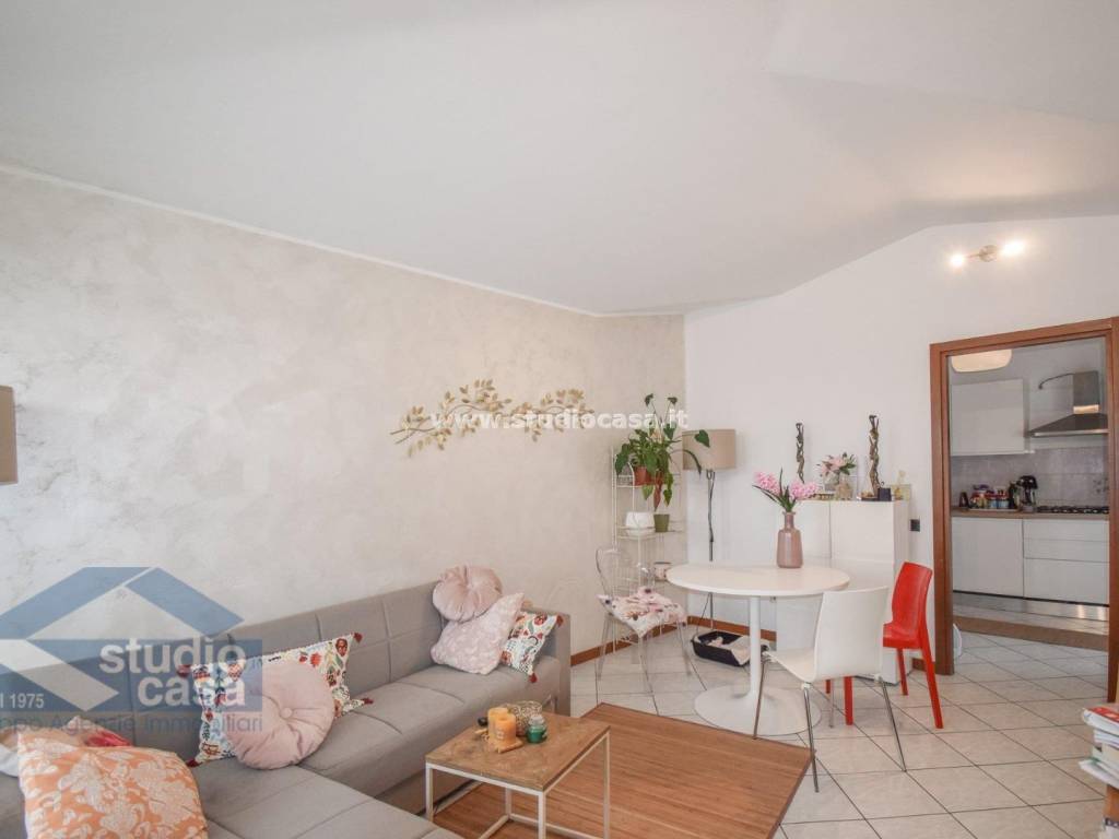 Appartamento a Brembio in VIA FALCONE,6 - Foto 3