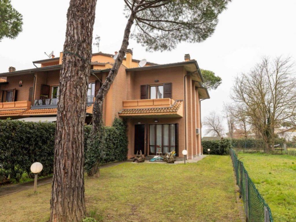 Villetta a schiera a Cervia in Viale Giuseppe Di Vittorio - Foto 4