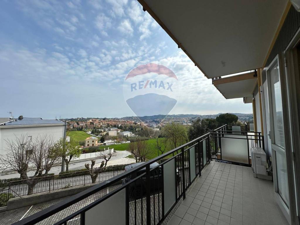 Appartamento a Ancona in Via Monte Vettore, 23 - Foto 2