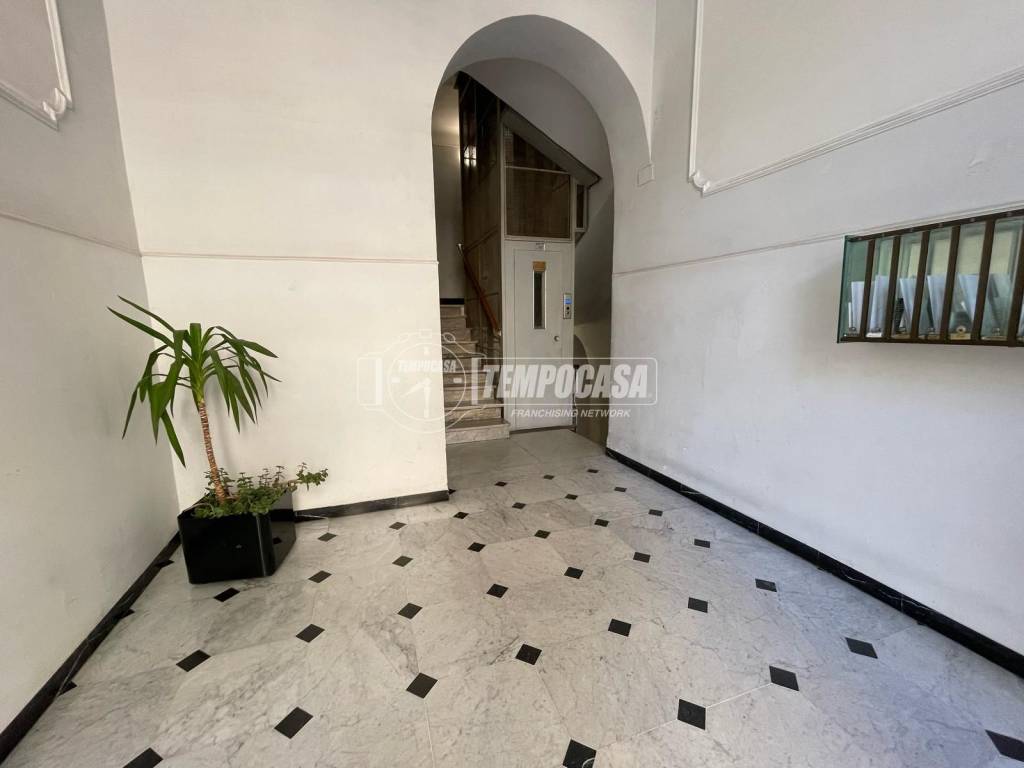 Appartamento a Genova in Via Carlo Barabino 15 - Foto 3