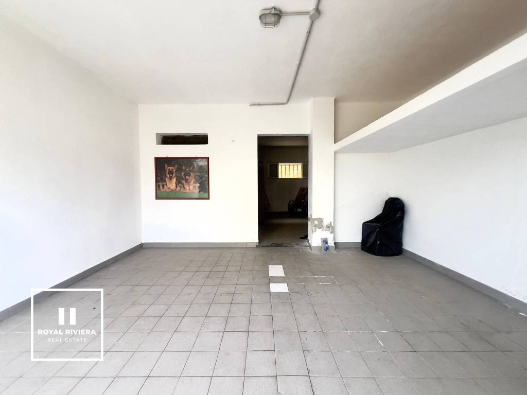 Box / garage a Ospedaletti in Via Giovanni de' Medici, 47 - Foto 4