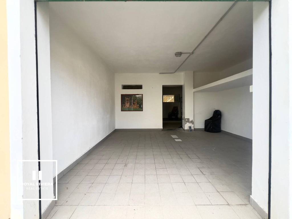 Box / garage a Ospedaletti in Via Giovanni de' Medici, 47 - Foto 5