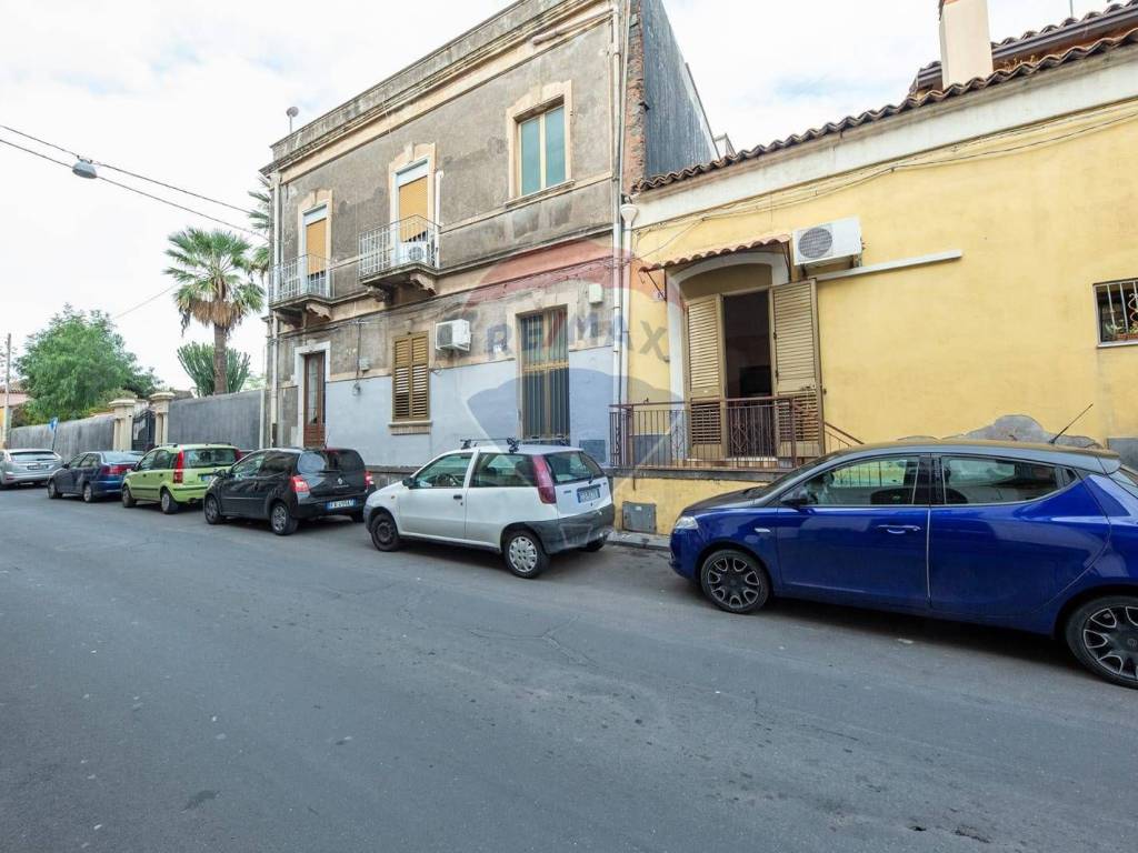 Casa indipendente a Catania in Via Macaluso, 9 - Foto 4
