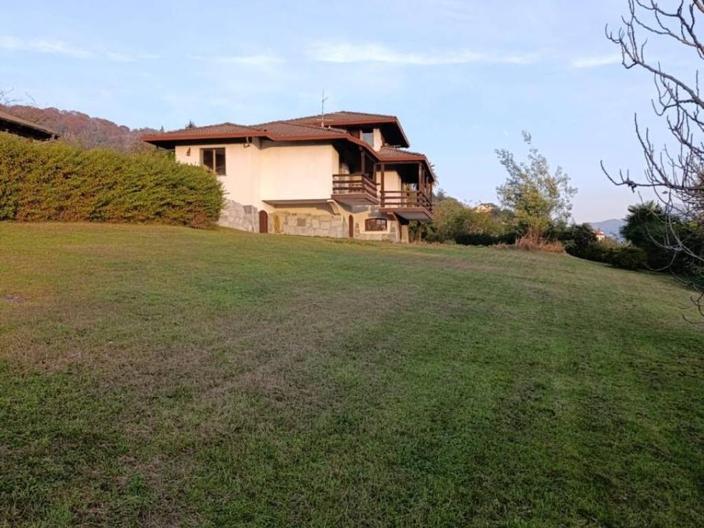 Villa a Arizzano in Via degli Alpini - Foto 3
