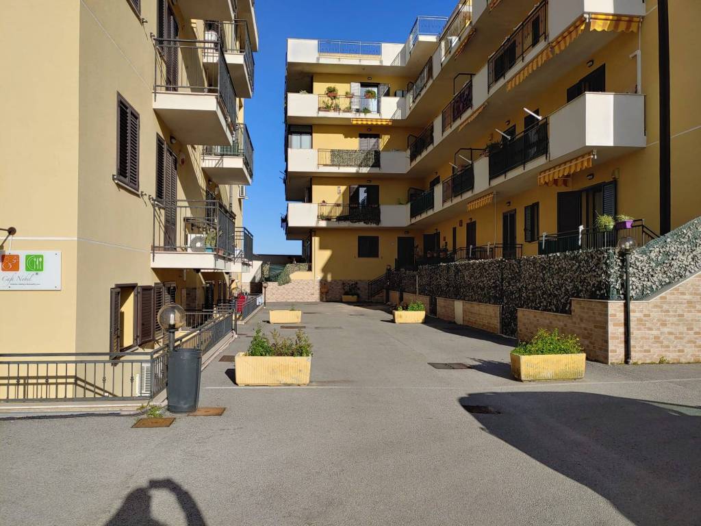 Attico / mansarda a Palermo in Viale della Regione Siciliana Sud Est, 2058 - Foto 2