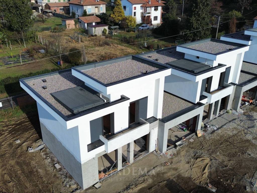Villa a Besnate in Via Pacinotti - Foto 2