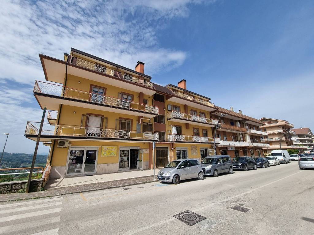 Appartamento a Montemiletto in Via degli Astronauti, 23 - Foto 2