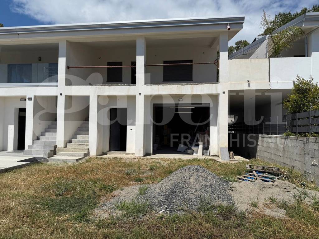 Villa a Catanzaro in VIA FORMIA , 99 - Foto 4