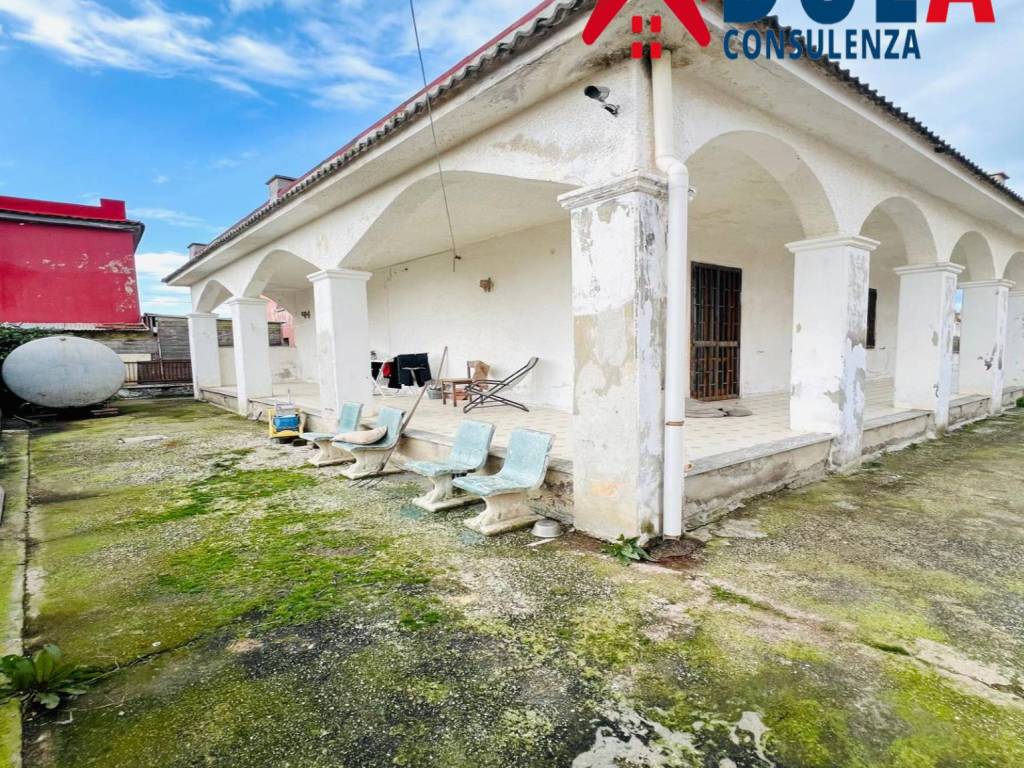 Villa a Castel volturno in Viale Antonio Gramsci - Foto 5