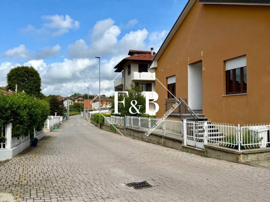 Villa a Sommariva perno in Via Aie, 48 - Foto 4