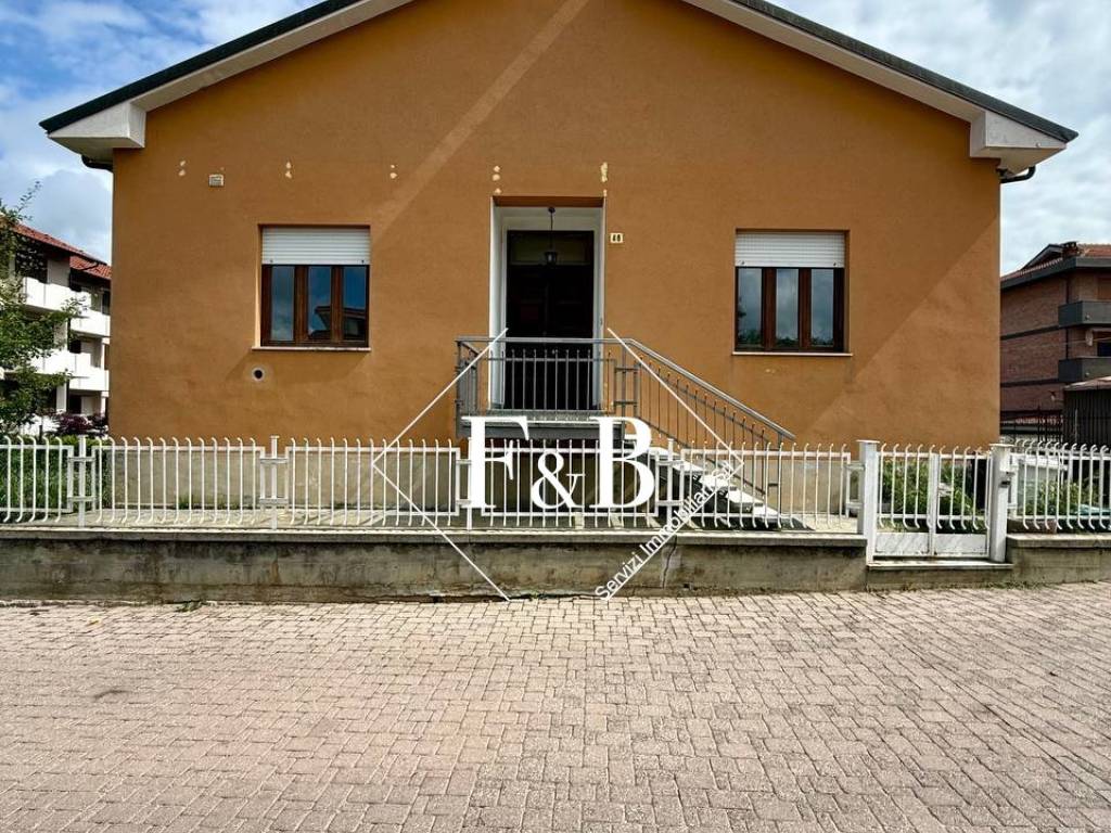 Villa a Sommariva perno in Via Aie, 48 - Foto 5