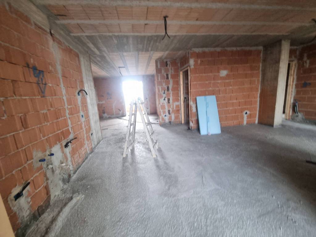 Appartamento a Lusciano in Viale Olimpico - Foto 5