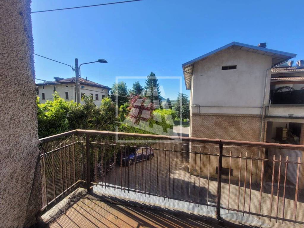 Appartamento a Carpineti in Via Don Pasquino Borghi, 2 - Foto 2