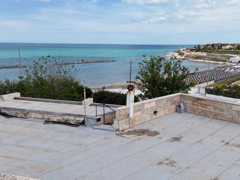 Villa a Trani in Strada Statale Adriatica, 37 - Foto 2