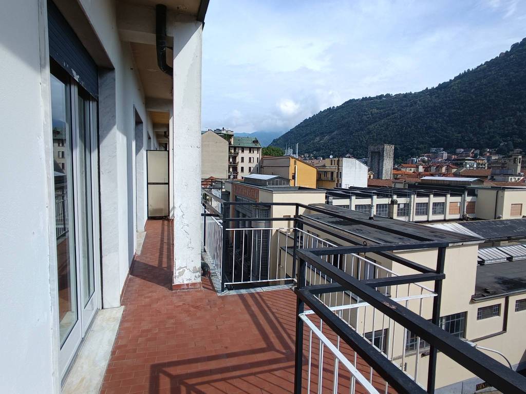 Attico / mansarda a Como in Via Mentana - Foto 3