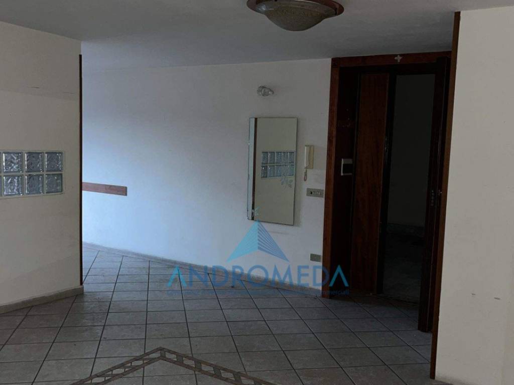 Appartamento a Napoli in Corso San Giovanni - Foto 2