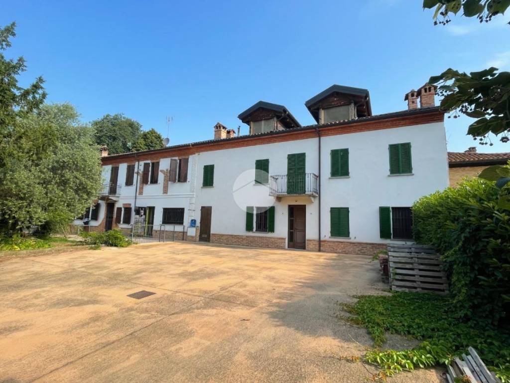 Rustico / casale a Asti in Frazione Castiglione, 113 - Foto 2
