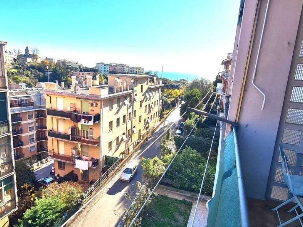 Appartamento a Genova in Corso Luigi Andrea Martinetti - Foto 2